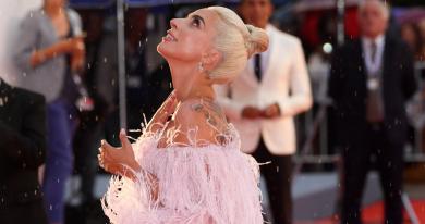 lady-gaga-a-star-is-born-premiere.jpg